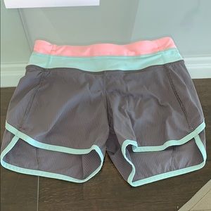 Girl’s Ivivva Grey Shorts Size 10